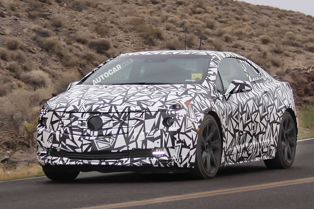 Шпионы впервые запечатлели новое гибридное купе Cadillac ELR