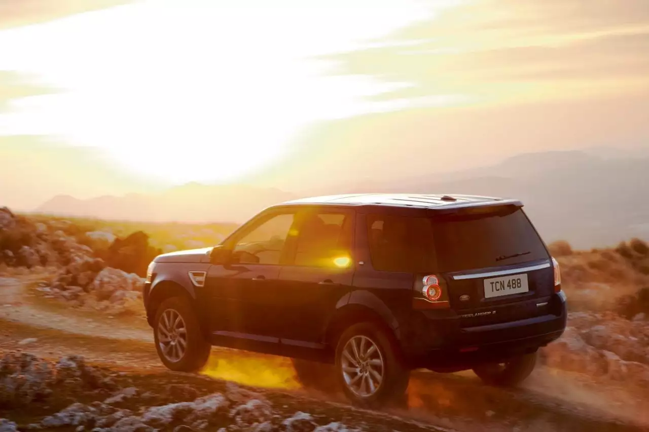 Tata выпустит вседорожник на базе Land Rover Freelander