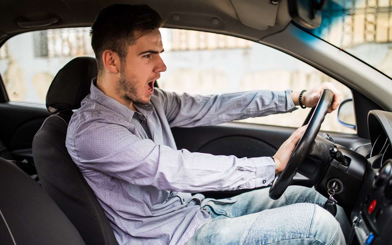 Известны способы, как не срываться за рулем в стрессовый сезон
