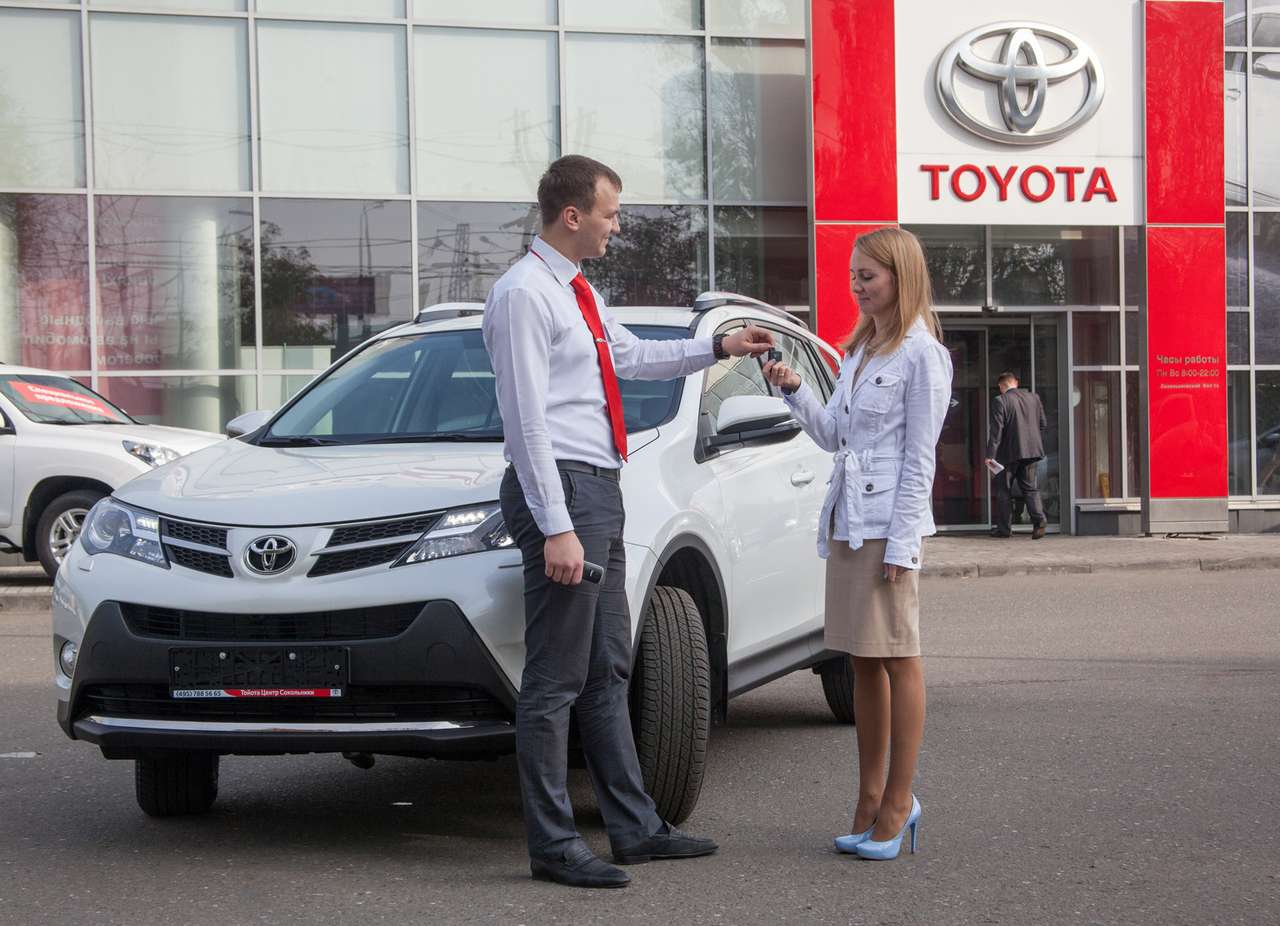 Трейд-ин в Toyota: комфортно, быстро, выгодно