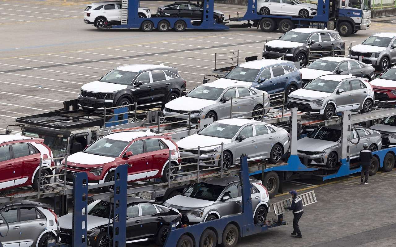 Политик из Южной Кореи предложить возобновить в РФ поставки автомобилей