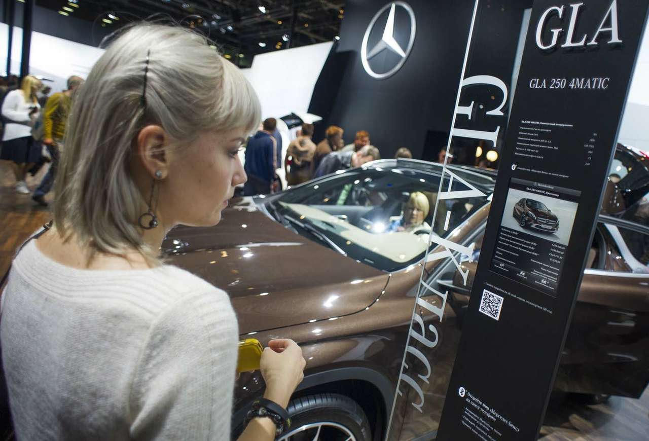Дилеры говорят о росте цен на автомобили Mercedes-Benz до 40%