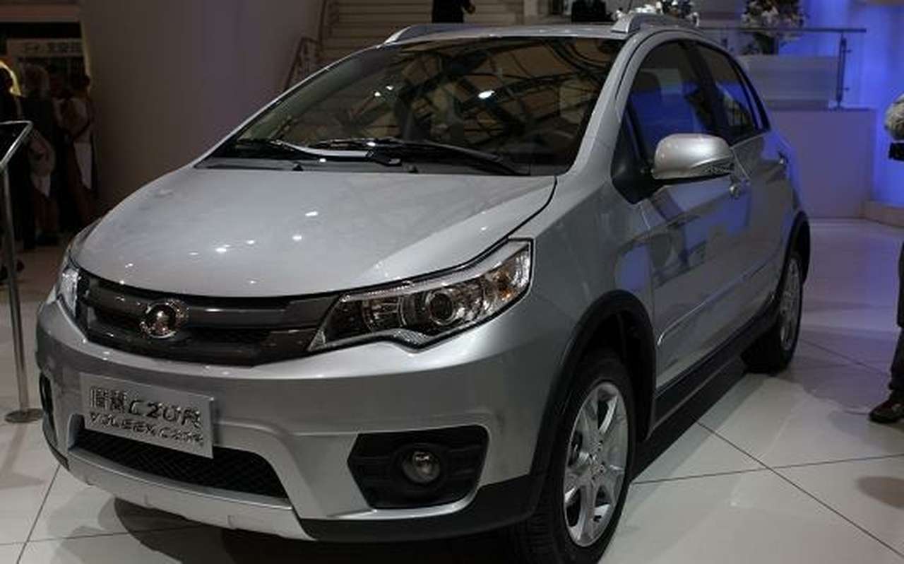 Voolex C20R, новый SUV-компакт, представили в Шанхае