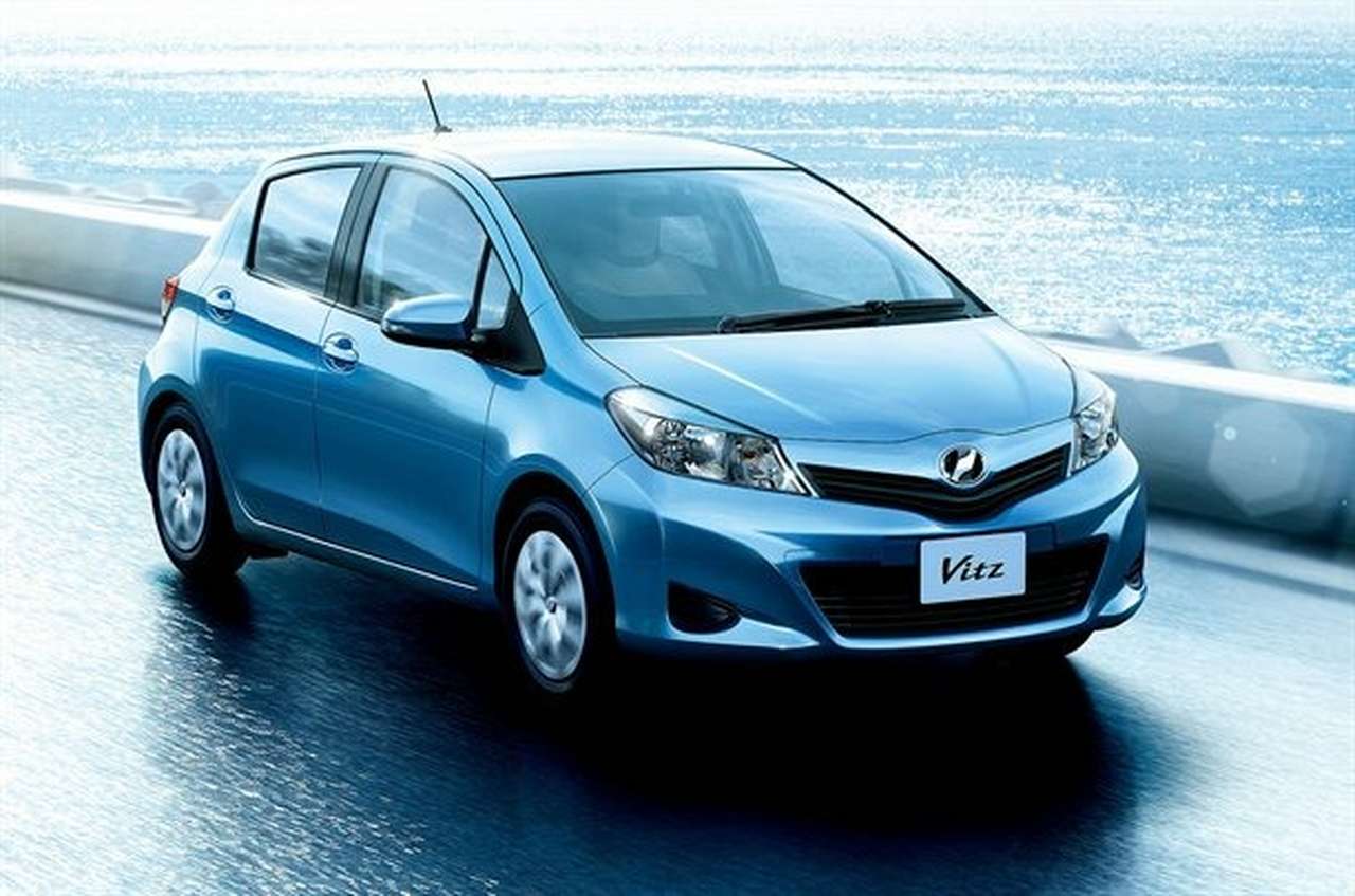 Toyota Yaris представлена в Японии