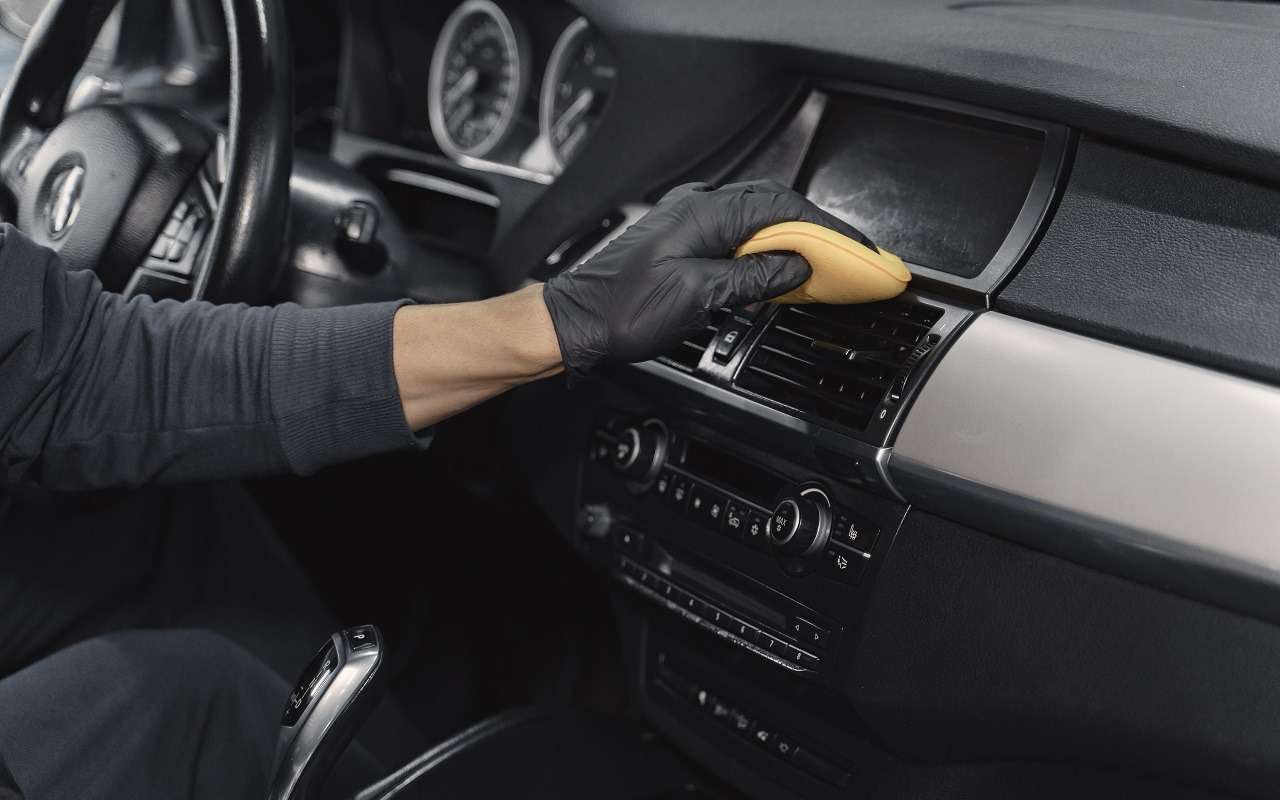 Kак оживить старый пластик подручными средствами