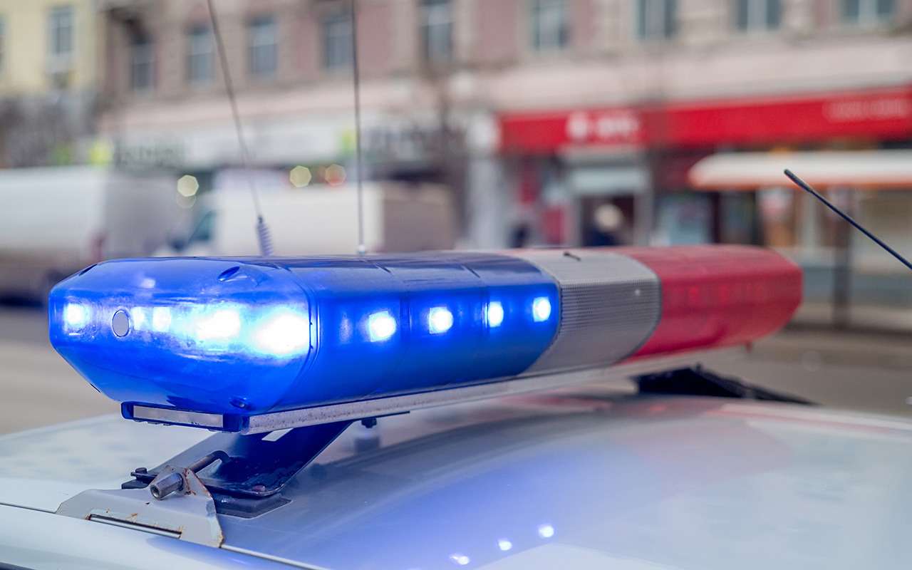 С молотками на автомобиль: второе такое ограбление за неделю