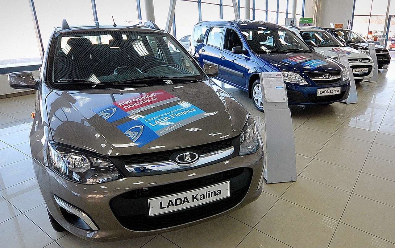 АВТОВАЗ отчитался о продажах Lada за 8 месяцев