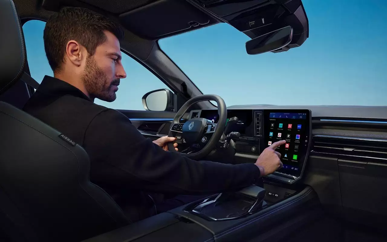 Интерьер Renault Austral