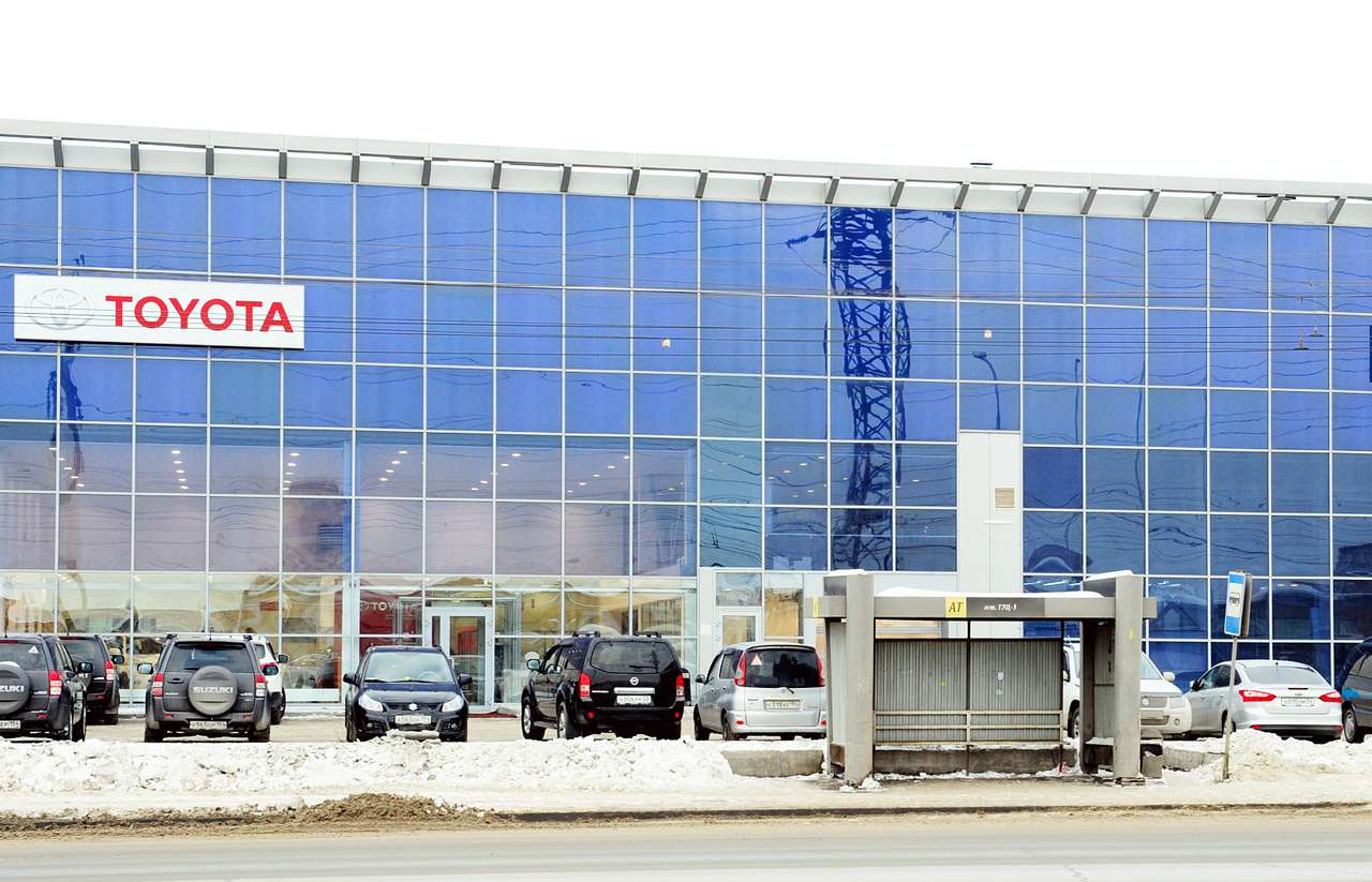 АЕБ: падение авторынка нарастает как снежный ком