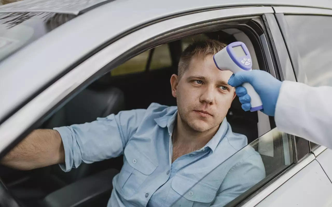 Терапевт назвала симптомы болезней, при которых ключи от машины нужно отложить