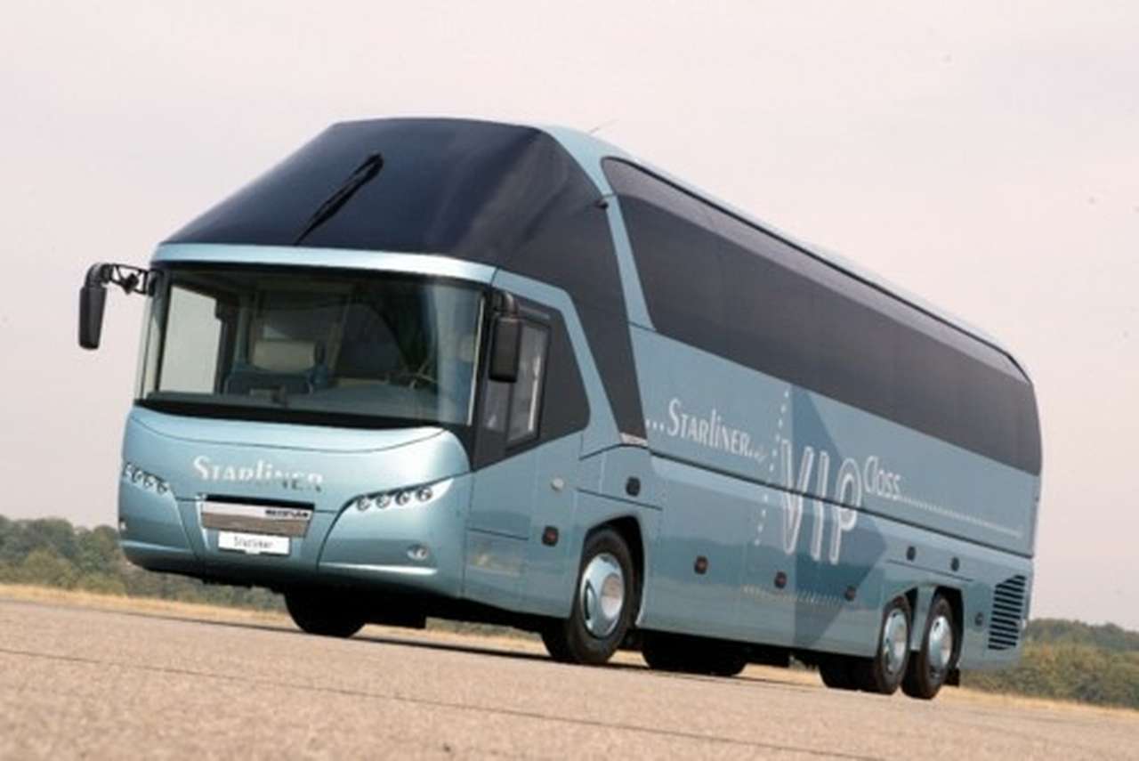 Neoplan остановил завод автобусов до конца года