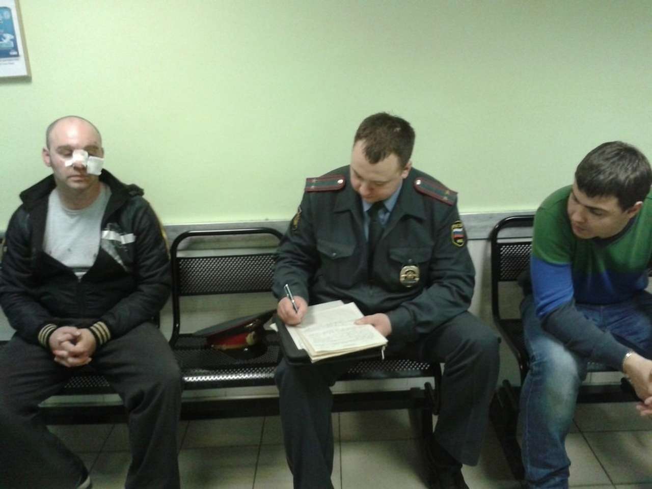 Под Санкт-Петербургом избит координатор «Синих ведерок» 