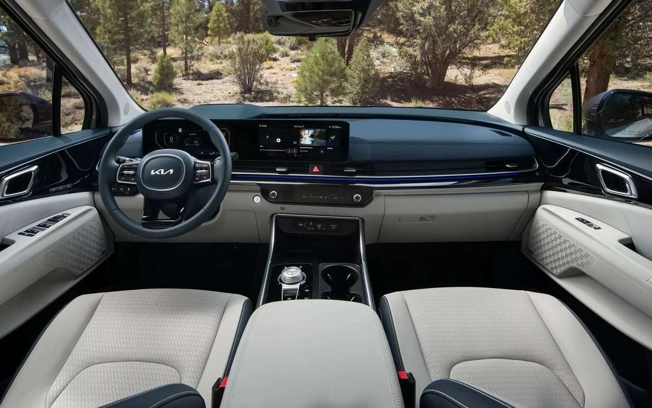 Интерьер Kia Carnival 2025