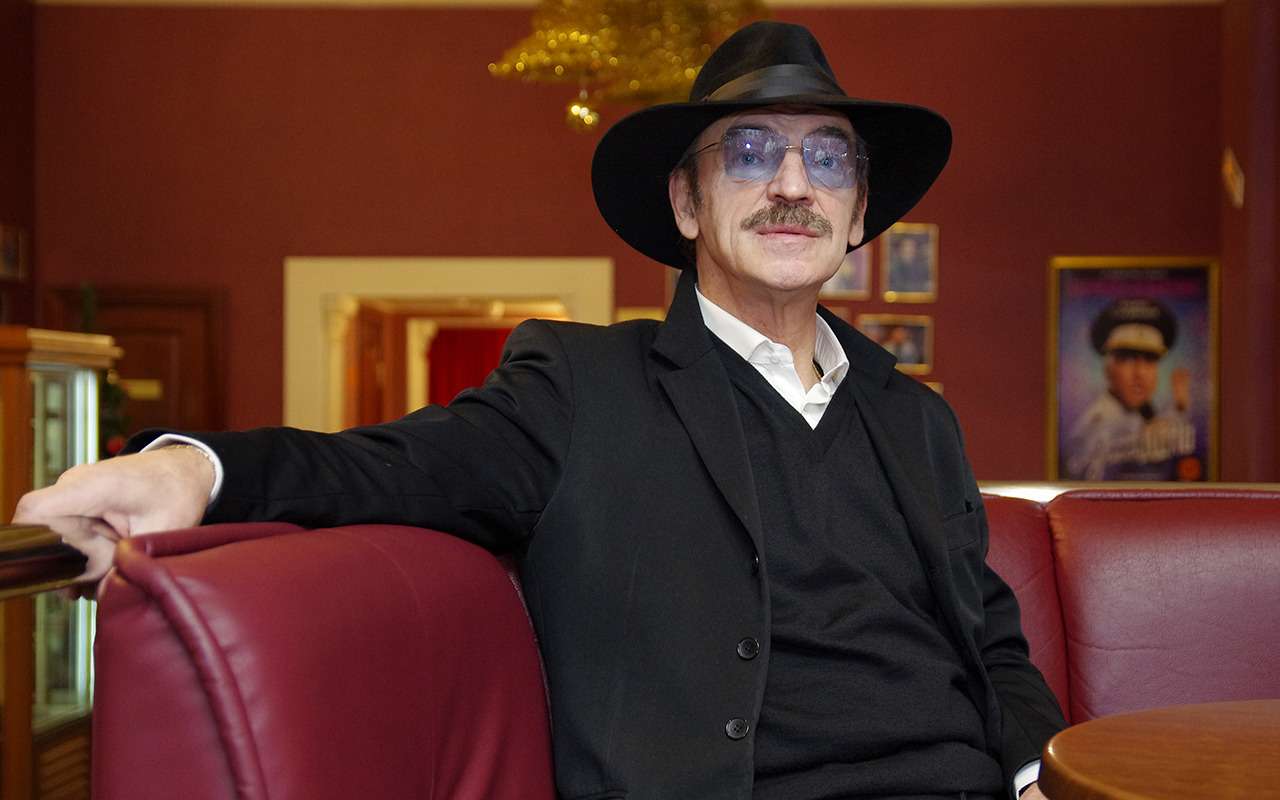 «Вы мне кто, мама?!» — Боярский паркуется на встречке