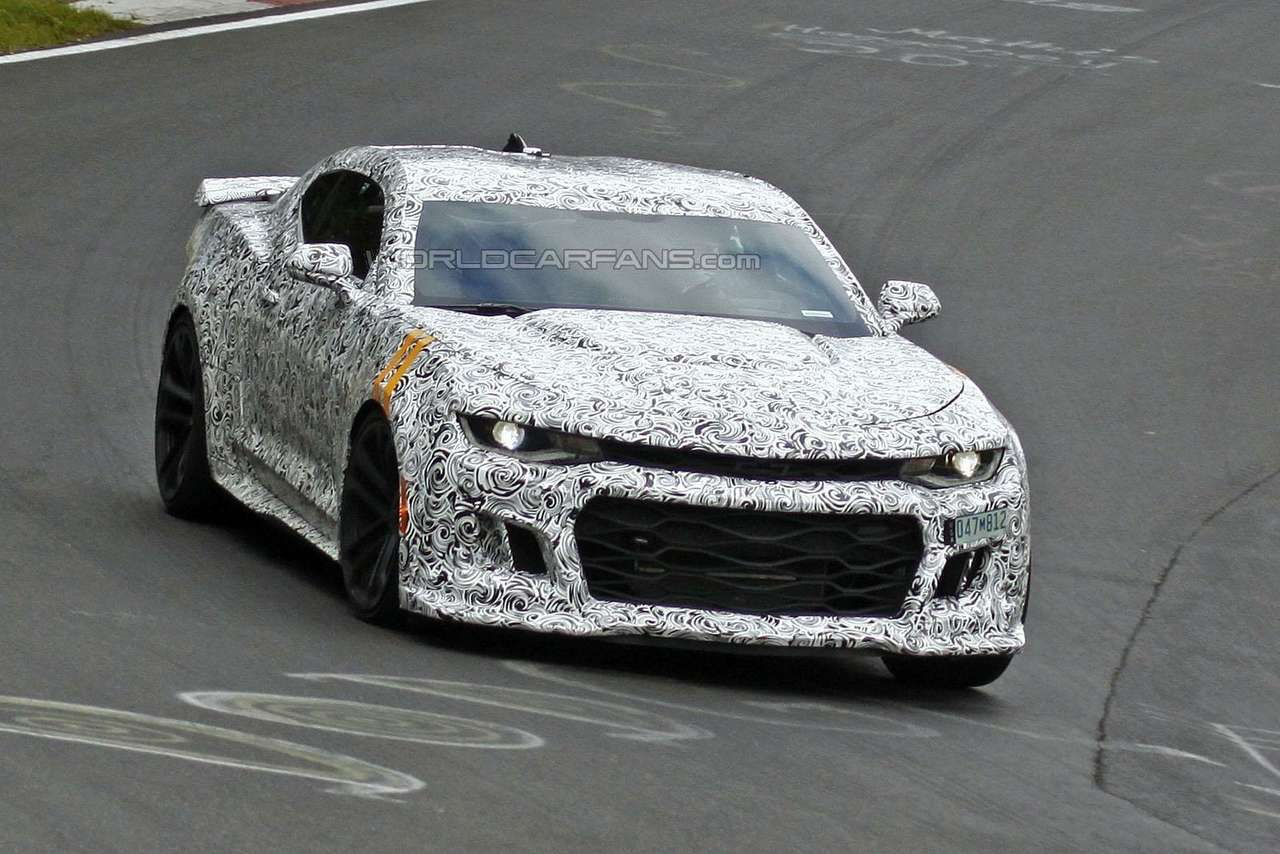 Chevrolet испытывает сверхмощный Camaro