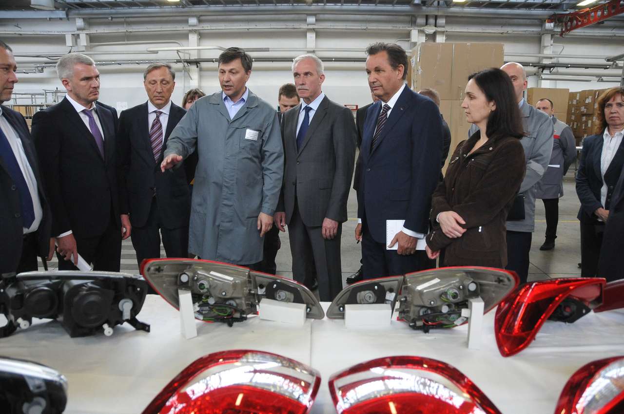 АВТОВАЗ собирается купить своего поставщика комплектующих — группу ОАТ