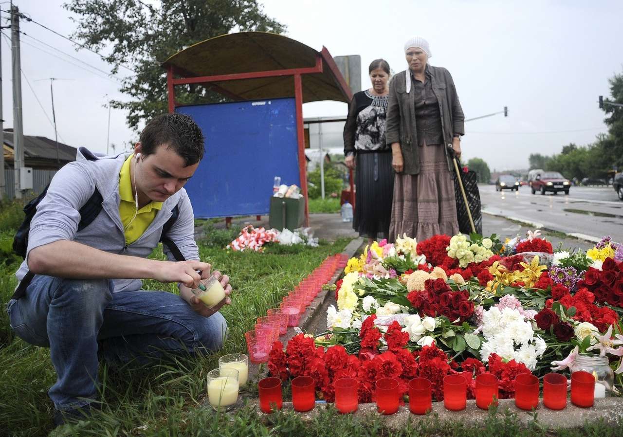 На участке, где КАМАЗ протаранил автобус, запретили движение грузовиков