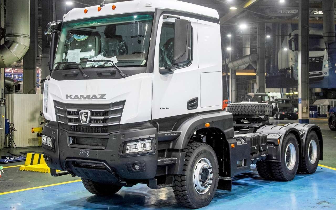 КАМАЗ-65956