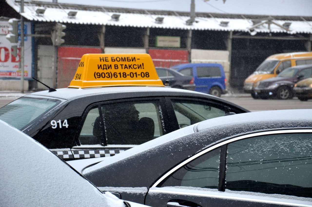 В Питере у «бомбил» начали отбирать машины