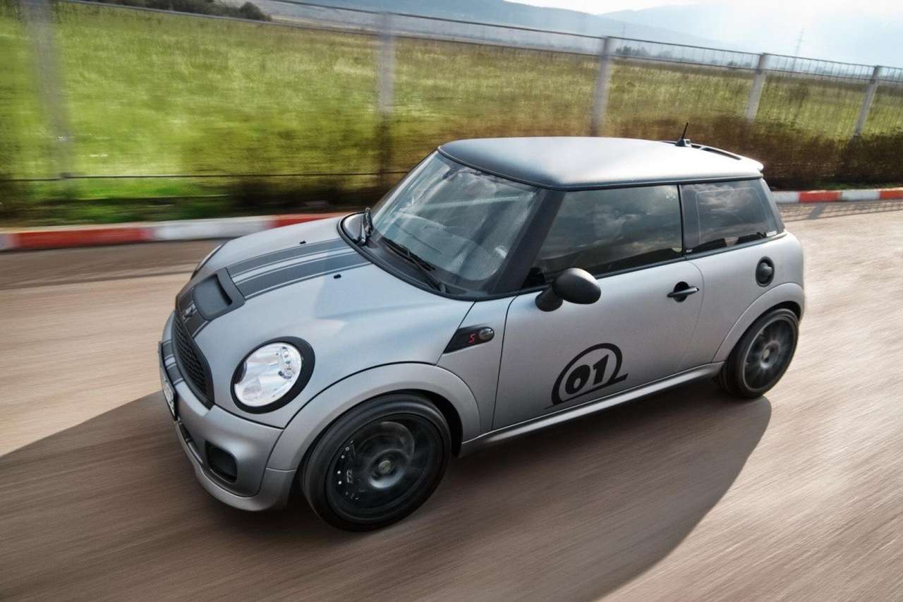 Ателье Vilner придало лоск Mini Cooper S