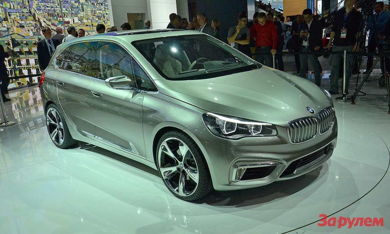 Габариты концепта  - 4,35 х 1,83 х 1,56 м.