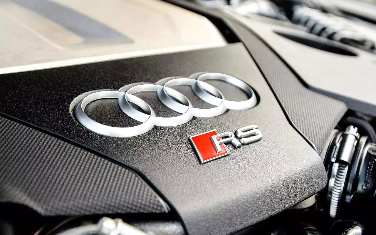 Audi передумала отказываться от ДВС: что стало поводом для такого решения?