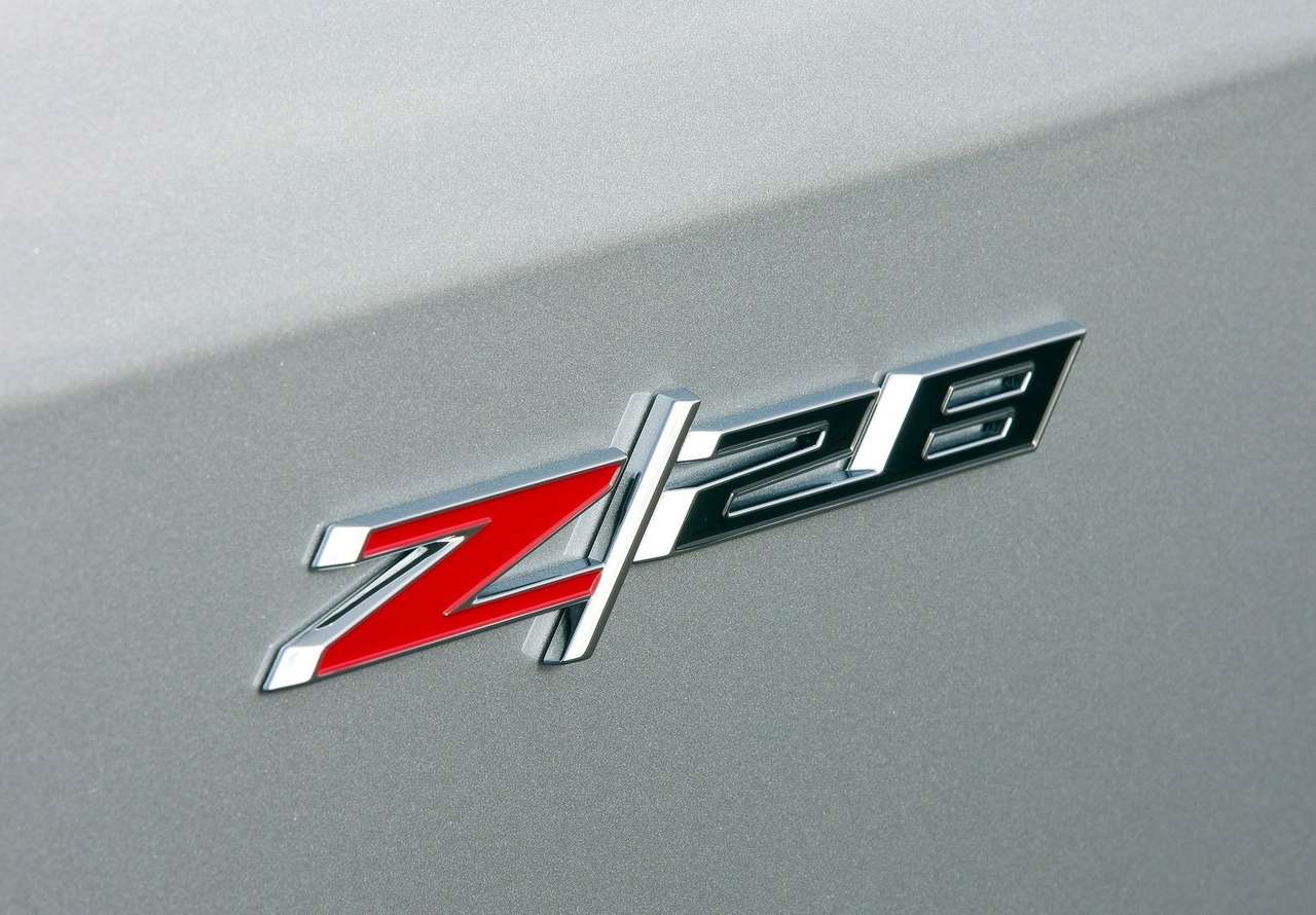 Крылья и перья: новый Chevrolet Camaro Z/28 передает привет Porsche