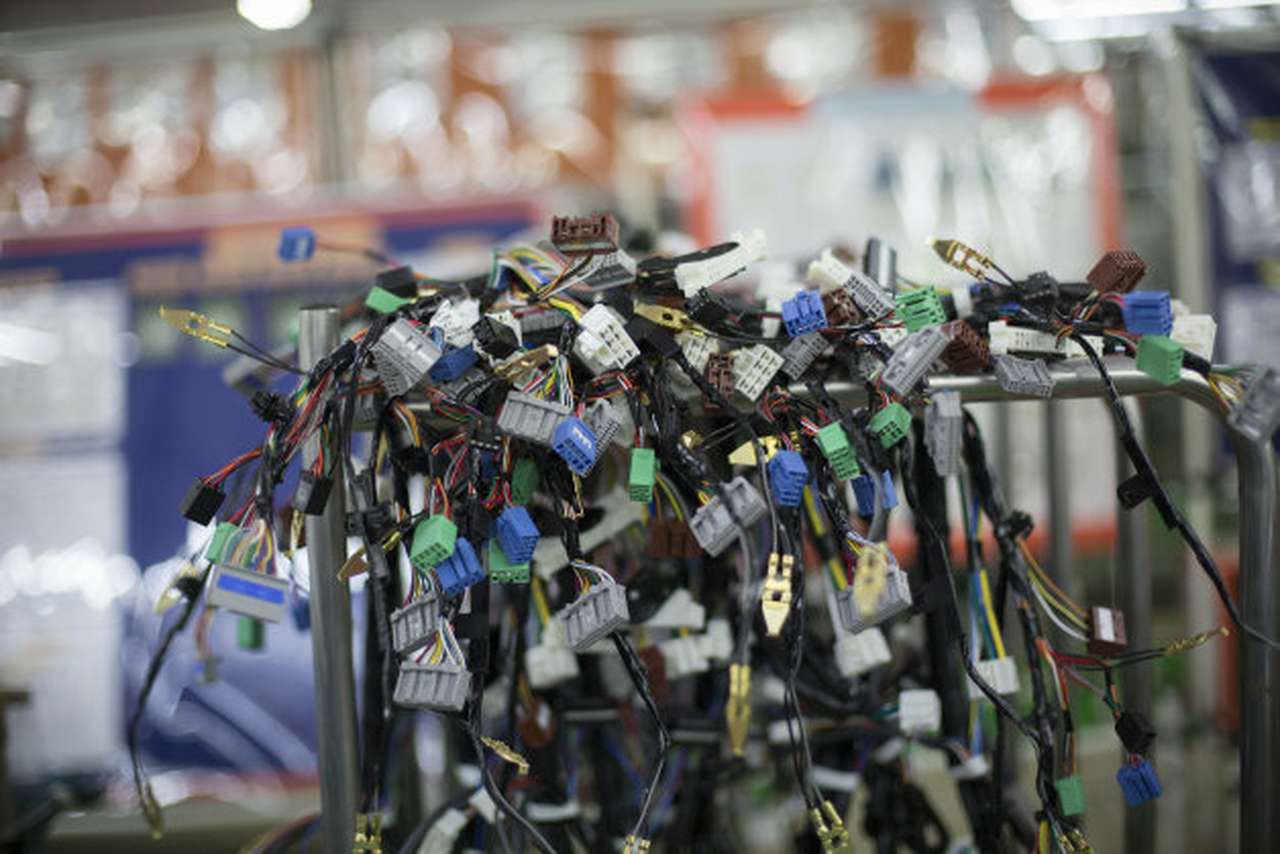 Ford судится с японскими поставщиками