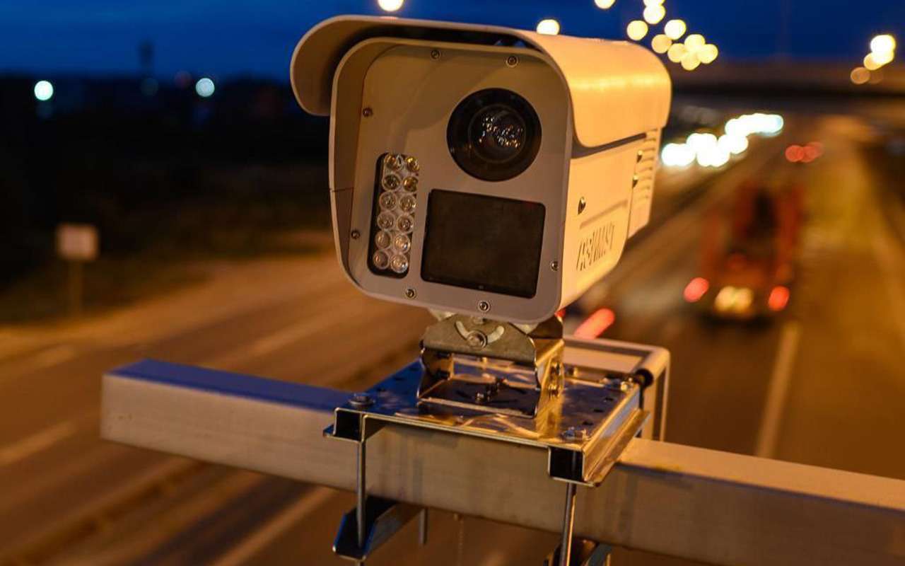 Новый тип камер выводят на дороги