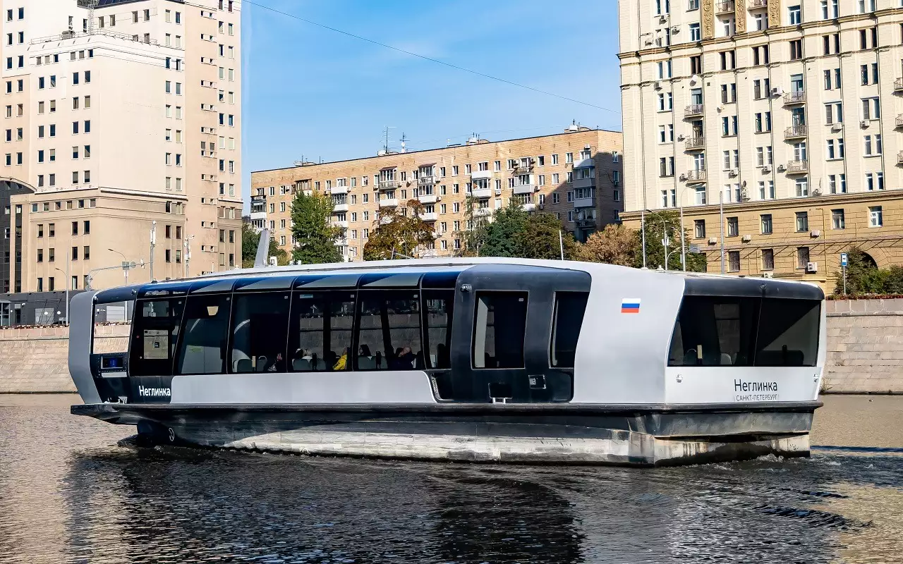 Речной электротранспорт в Москве набирает обороты: пассажиров становится всё больше