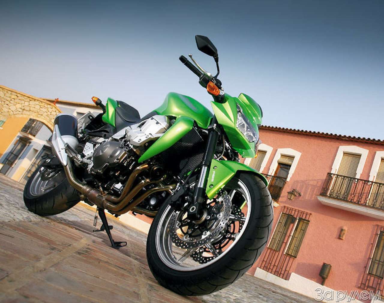 KAWASAKI Z750, родстер