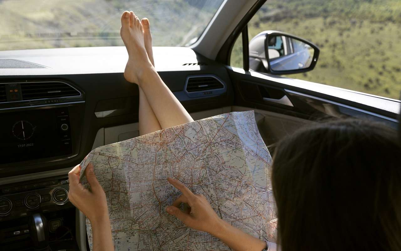 Опрос показал, какой вид транспорта и направления предпочитают россияне для туризма