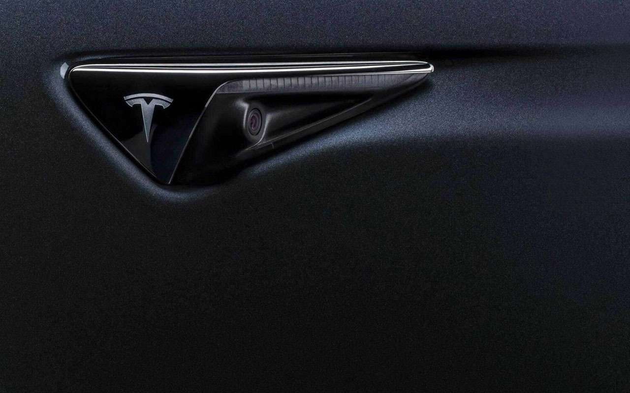 Теслам ограничили передвижение по Китаю