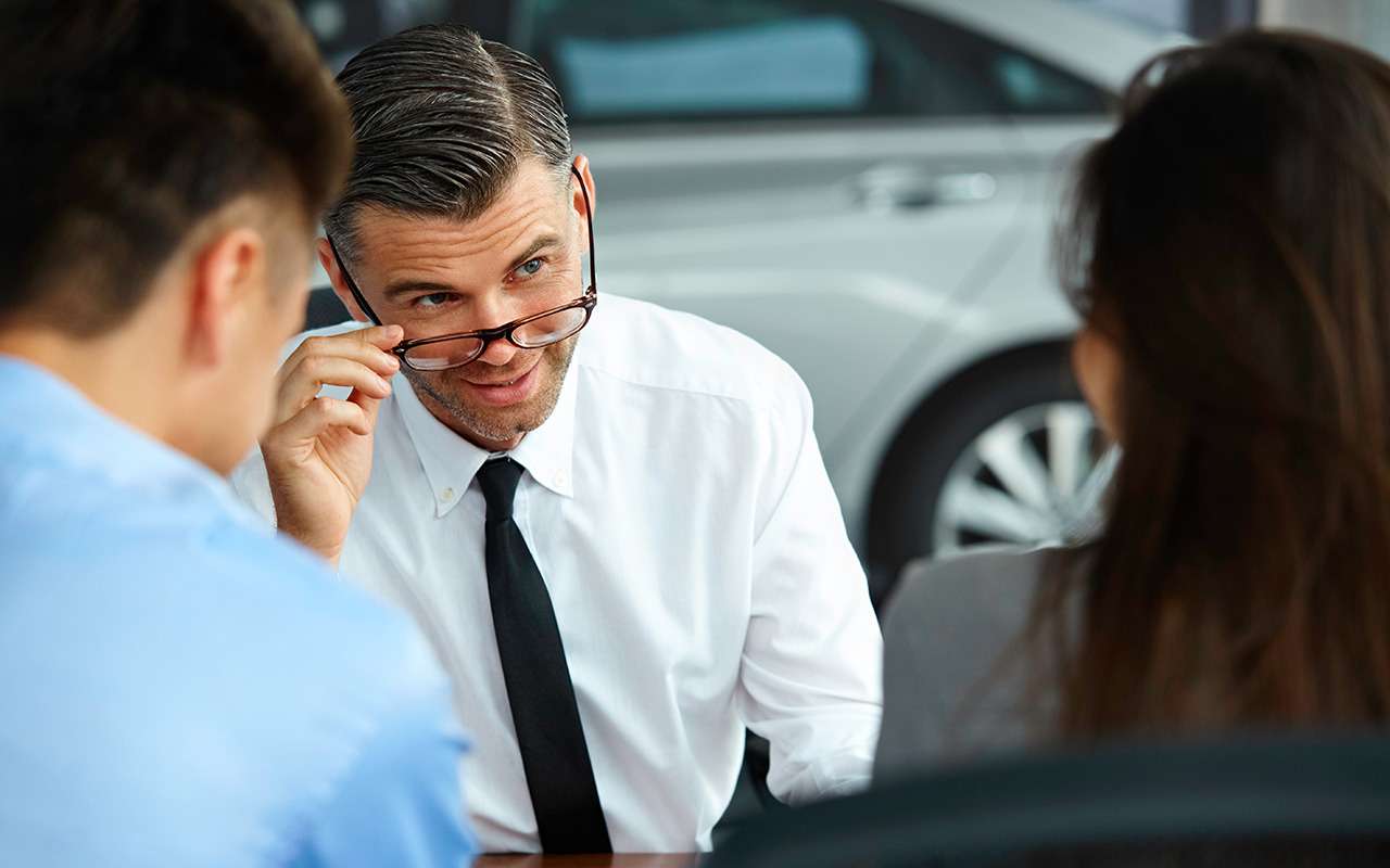 Продать авто без письменного согласия одного из супругов нельзя — новый законопроект