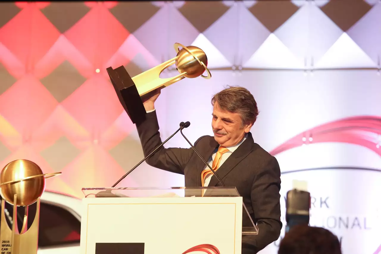 «Всемирный автомобиль 2019 года»: названы претенденты. Выбираем вместе!