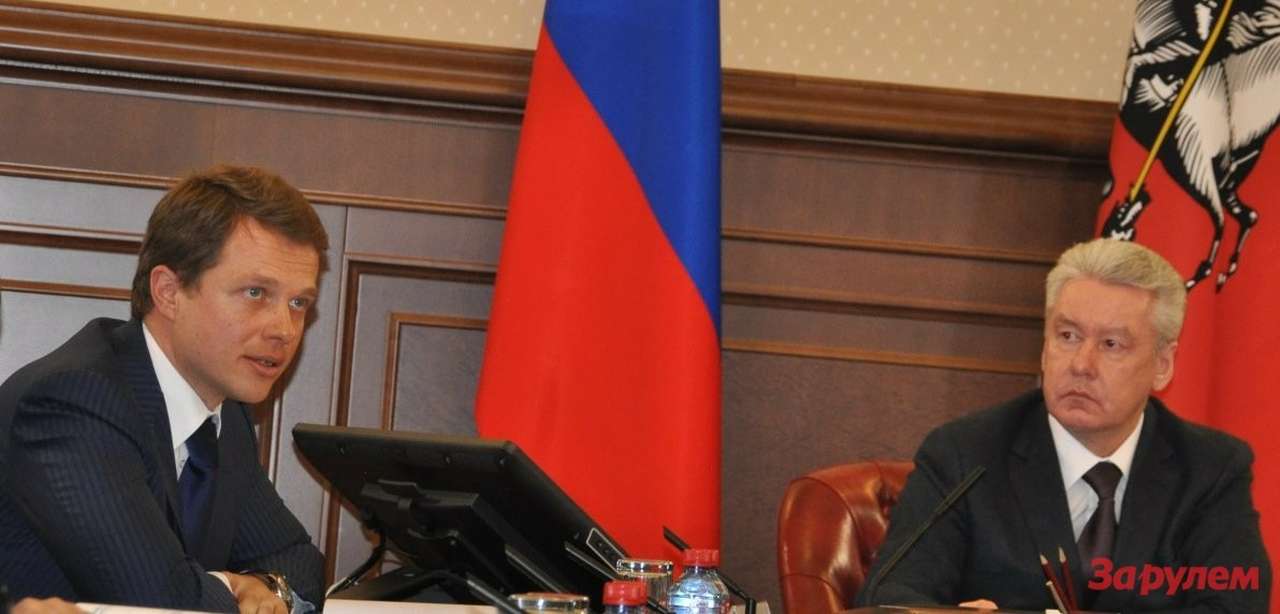 На встрече московского градоначальника с представителями СМИ, посвященной совершенствованию Московского транспортного узла (МТУ), разговор шел главным о развитии общественного транспорта. Тему интересов автомобилистов затронул ваш корреспондент.