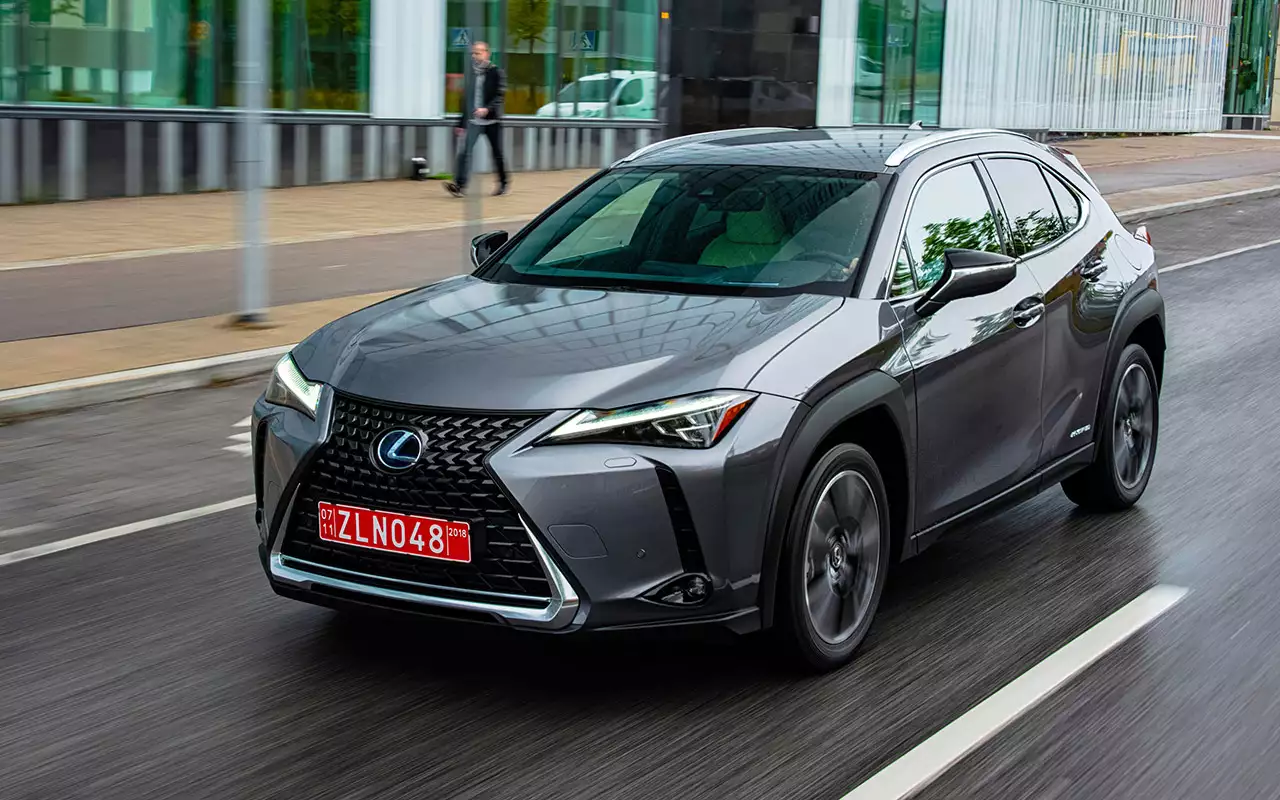 Lexus ux фото