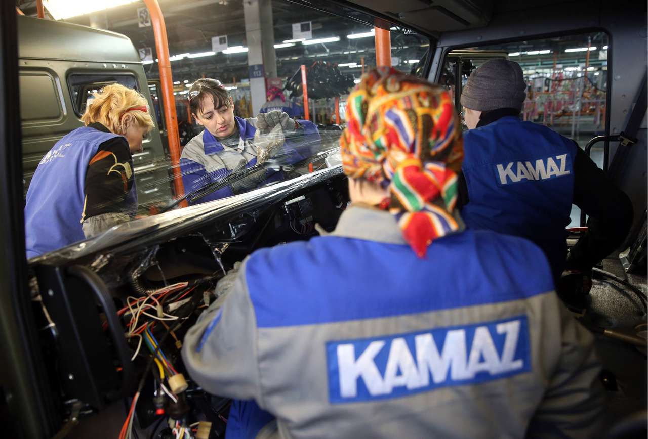 Товарищ, будь бдителен! Новая мотивация для сотрудников КАМАЗа