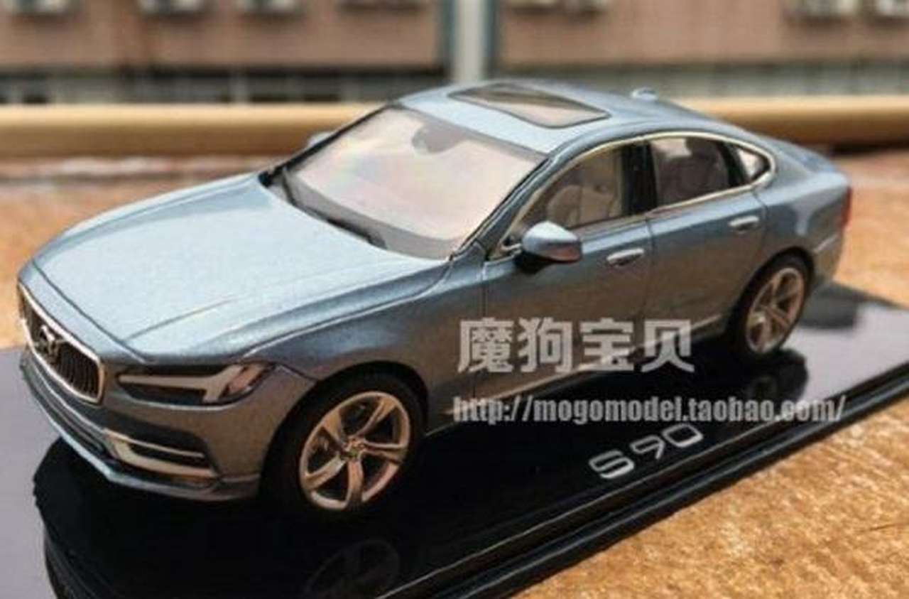 Volvo S90 дебютировал в уменьшенном масштабе