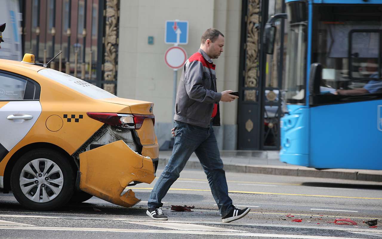 «Помощник ОСАГО» для оформления ДТП теперь доступен везде