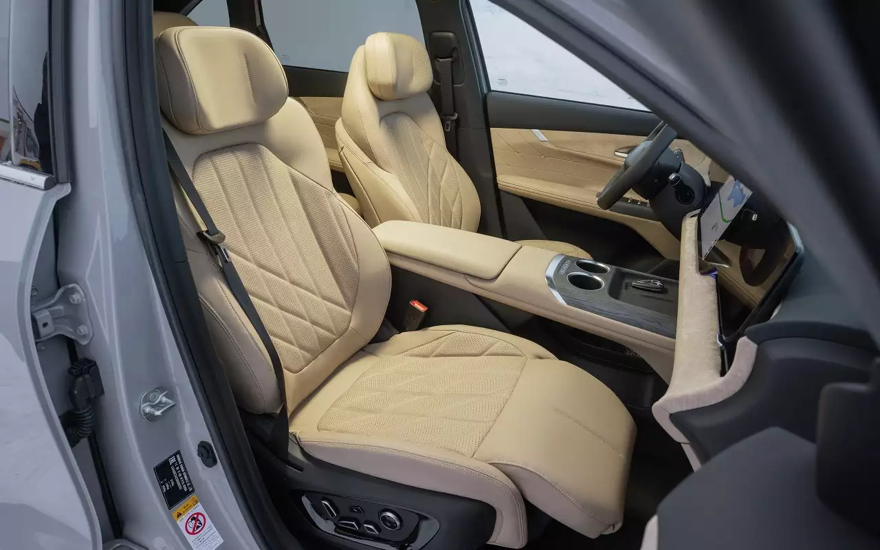 Интерьер Changan CS75 Plus