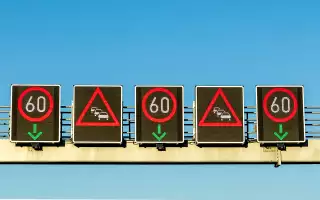 Врут про погоду, рассылают несправедливые штрафы... — зачем нужны такие знаки?