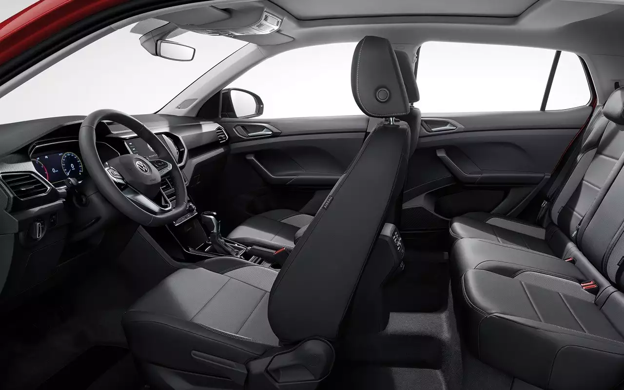 Интерьер Volkswagen Tacqua