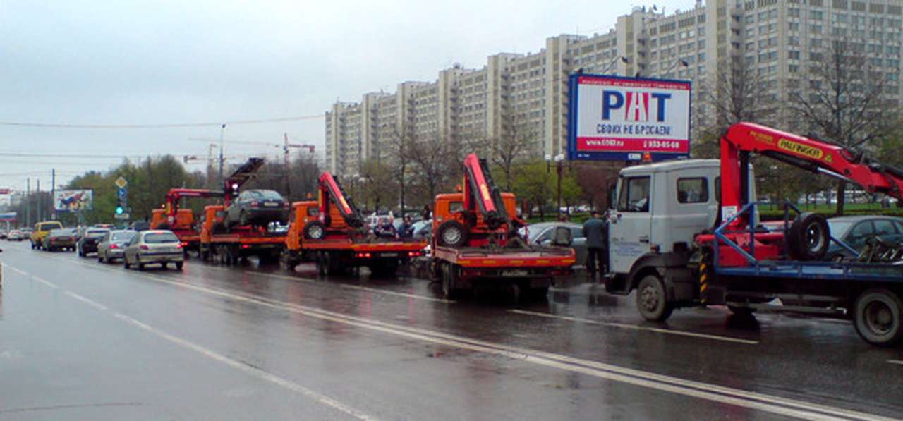 Эвакуаторы начинают охоту на посетителей ночных клубов