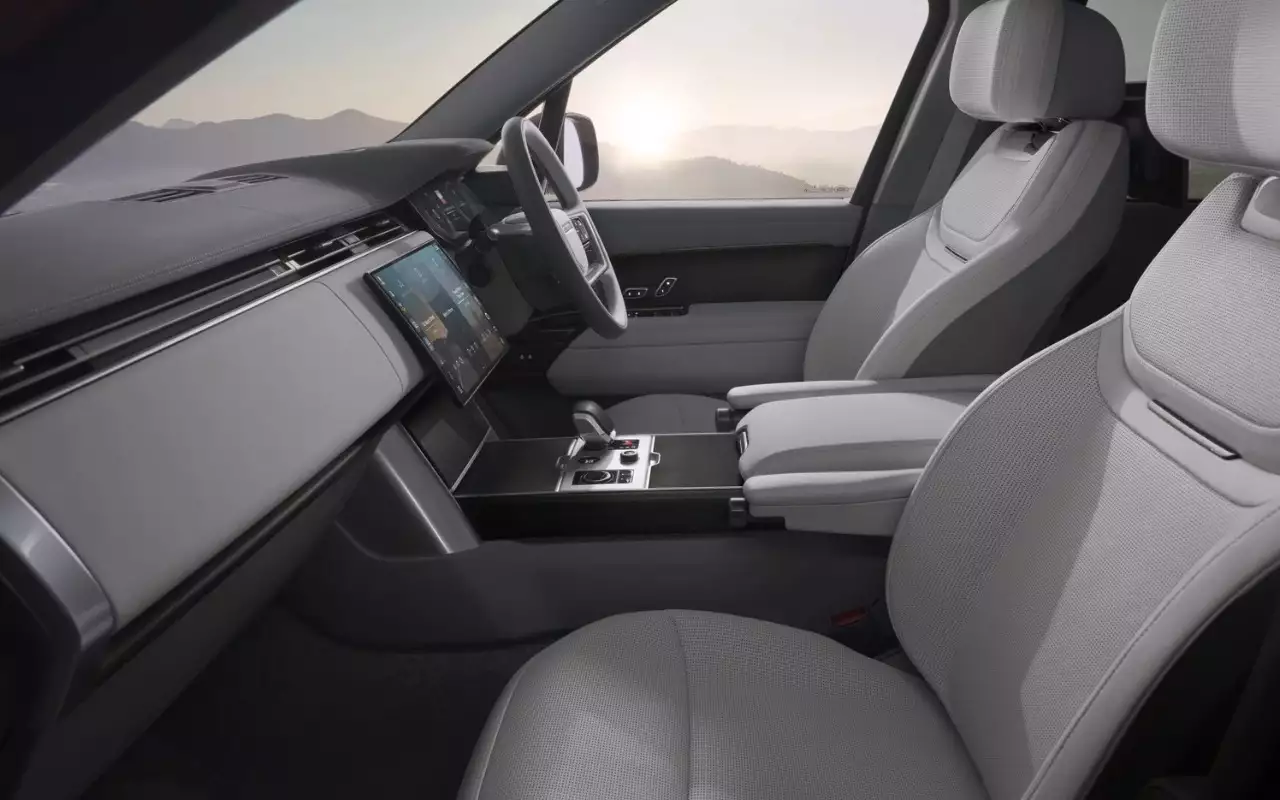 Range Rover Electric 2027