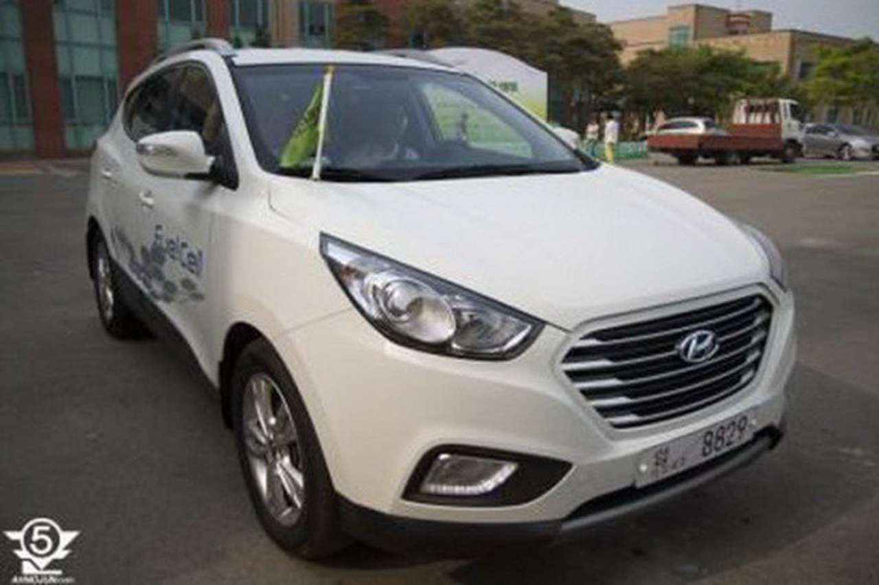 На внешность обновленного Hyundai ix35 повлияет Santa Fe Sport