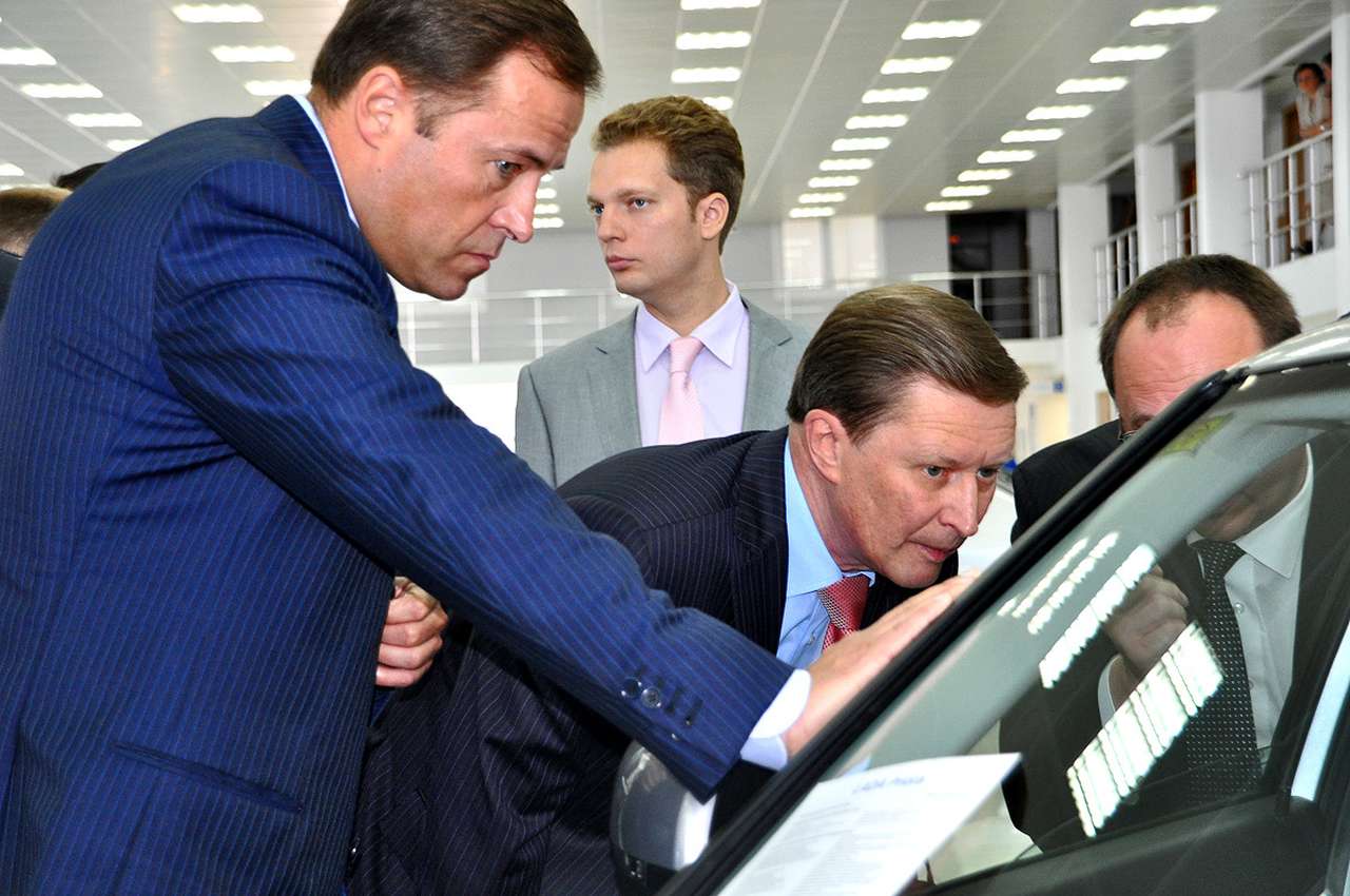 АВТОВАЗ до сентября 2012 г. определится с моделями Renault-Nissan для «ИжАвто»