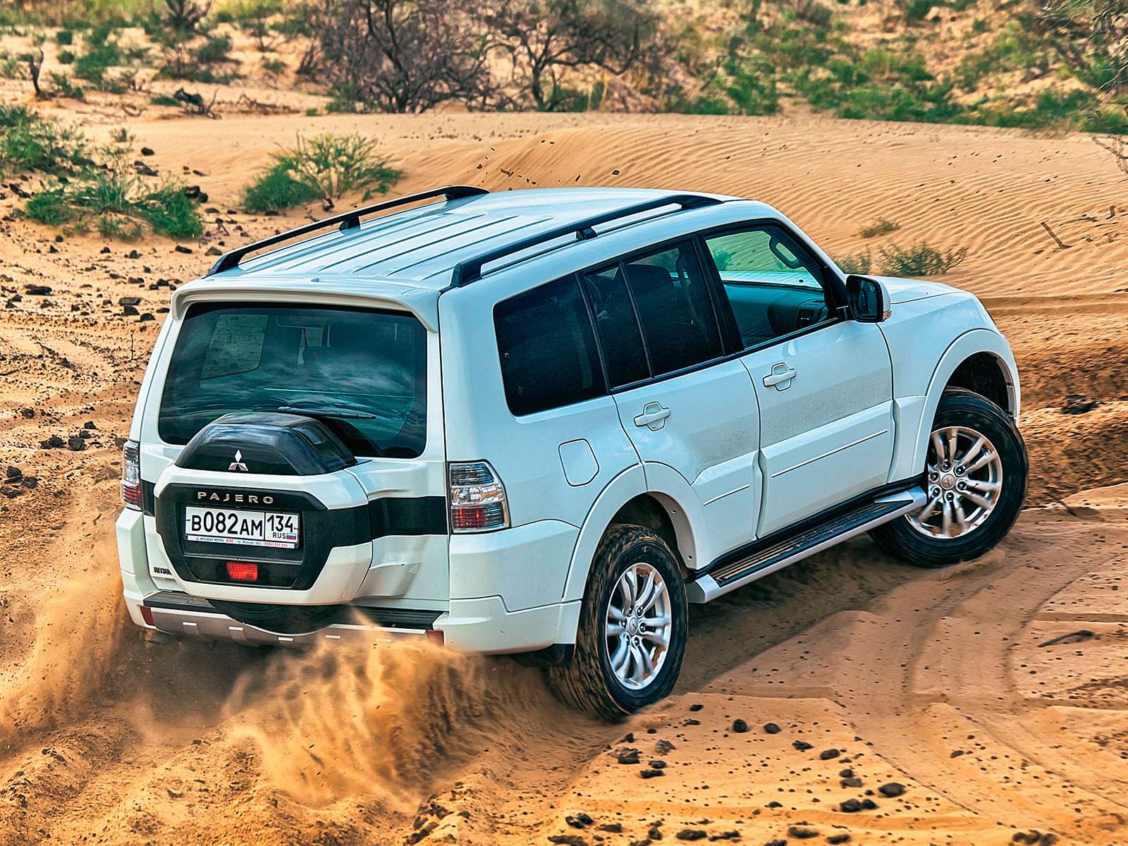 Mitsubishi pajero. Паджеро 4 2016. Мицубиси Паджеро 6. Митсубиси Паджеро 82