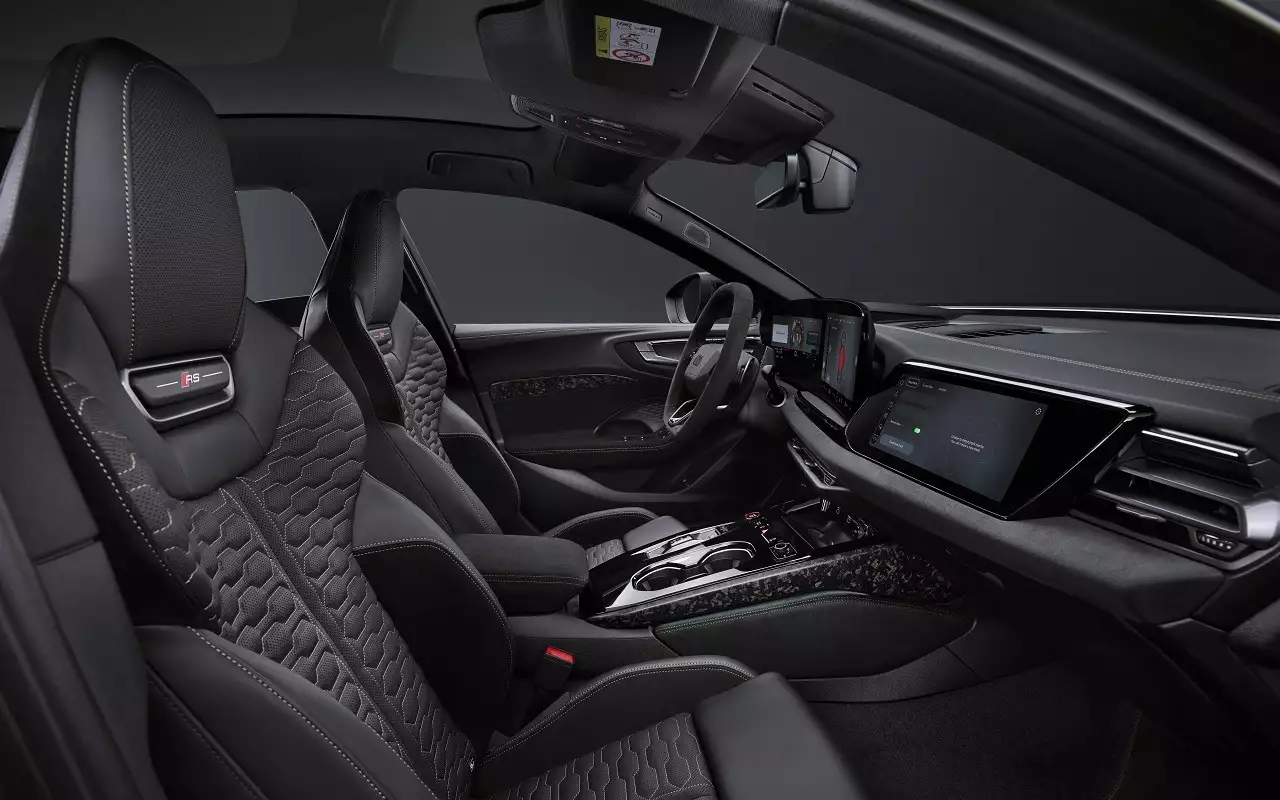 Интерьер Audi RS5