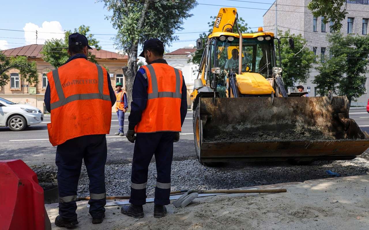Дорожный ремонт изменит схему движения транспорта в четырех районах Петербурга